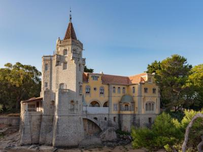 Condes de Castro Guimarães Museum