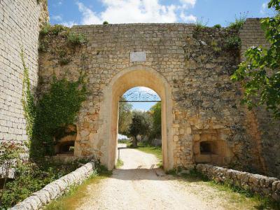 Ancient Noto and Gate of the Mountain