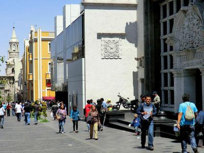 Calle Mercaderes (Mercaderes Street), Arequipa