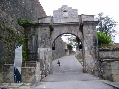 Portal de Francia (France Gate), Pamplona