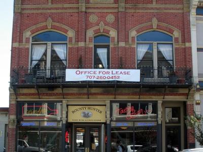 Semorile Building, Napa