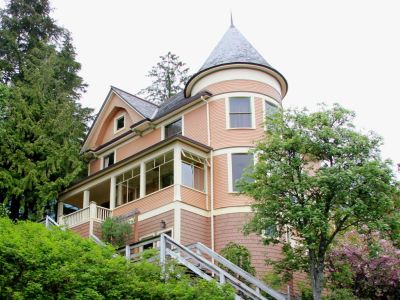 Burkhart-Dibrell House