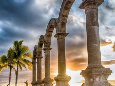 The Arcos del Malecón (The Boardwalk Arches)