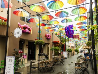 Calle de las Sombrillas (Umbrella Street)
