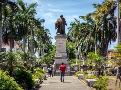 Paseo del Centenario (The Centennial Walk)