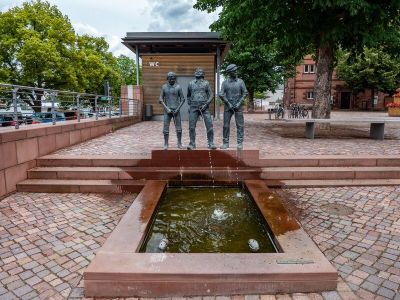 Staffelbrunserbrunnen (Fountain of the Staircase Urinator)