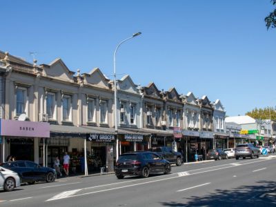 Ponsonby Road