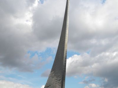 Monument to the Conquerors of Space, Moscow