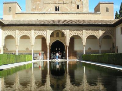 Patio de los Arrayanes (Court of the Myrtles)
