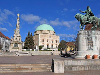 Szechenyi Square, Pecs