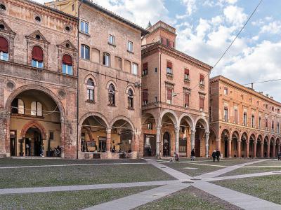 Piazza Santo Stefano (St. Stephen's Square)
