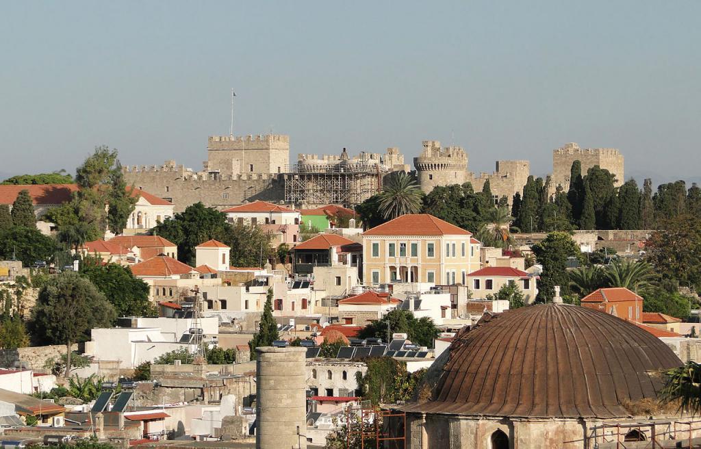 rhodes city walking tour