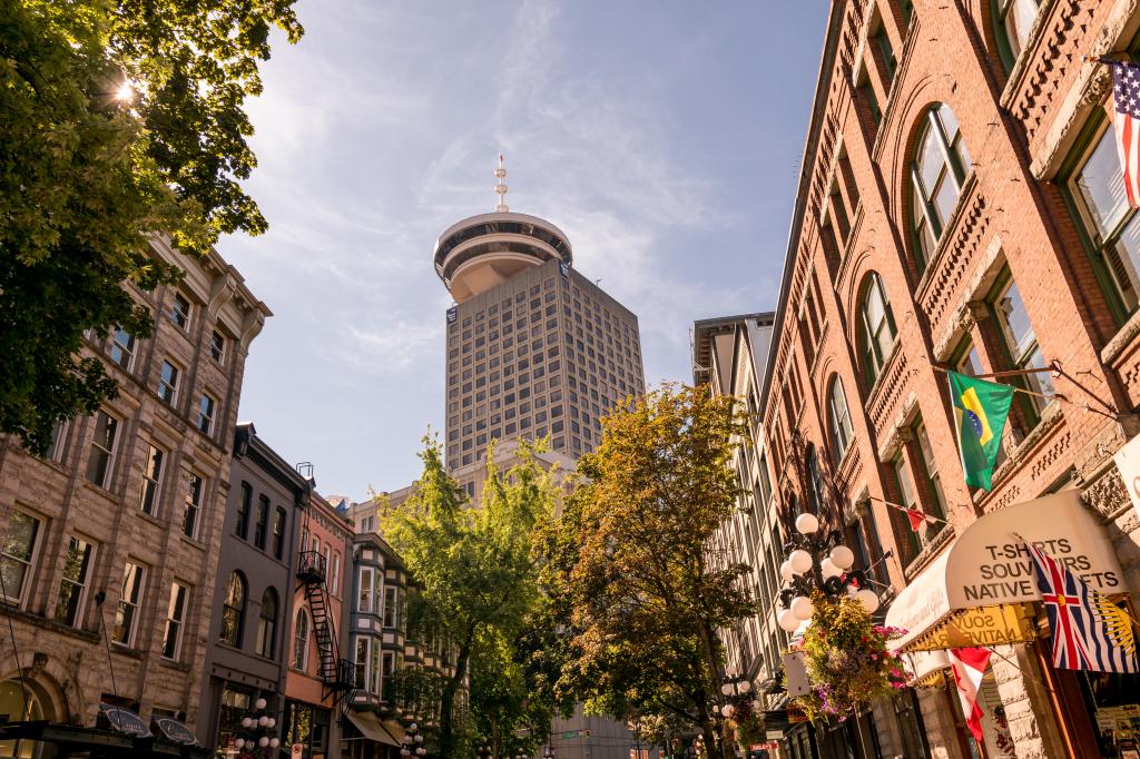 vancouver self guided walking tour