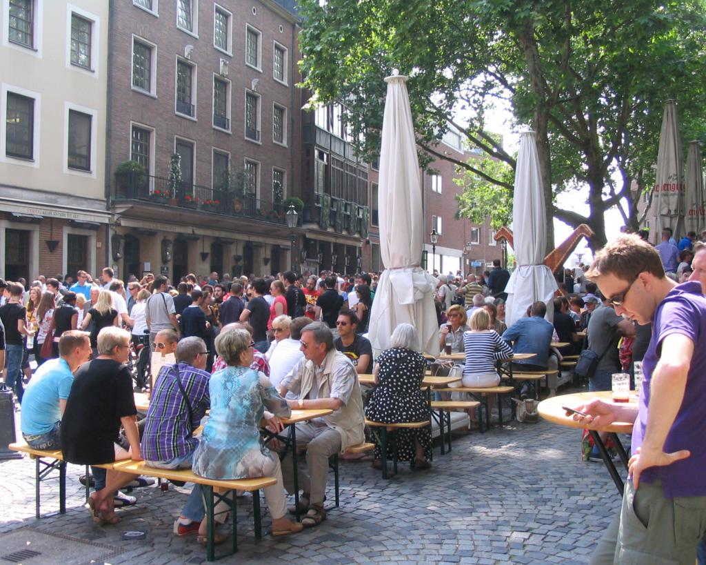 Dusseldorf's Old Beer (Altbier) Walk (Self Guided), Dusseldorf, Germany