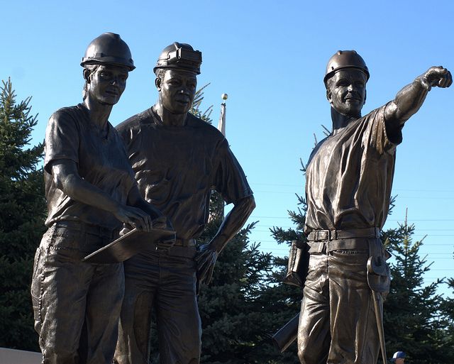 Monuments and Statues Tour in Milwaukee (Self Guided), Milwaukee, Wisconsin