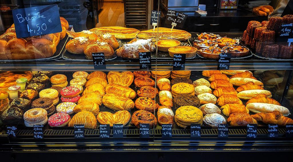 Chocolates and Pastries Walking Tour (Self Guided), Luxembourg, Luxembourg