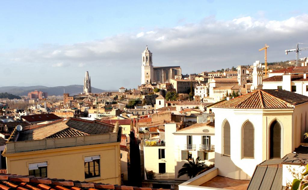 Girona Introduction Walking Tour (Self Guided), Girona, Spain