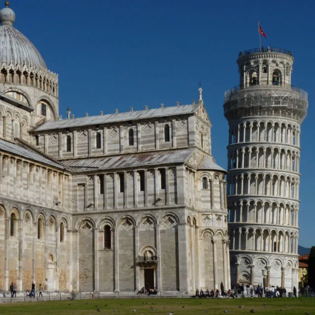 Custom Walk in Pisa, Italy