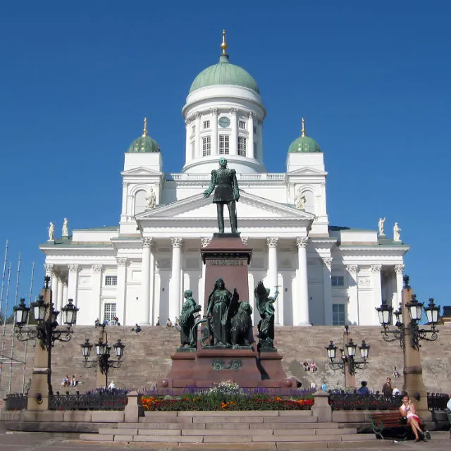 Custom Walk in Helsinki, Finland