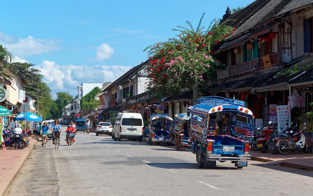 Sisavangvong Road (Foreigners Street), Luang Prabang