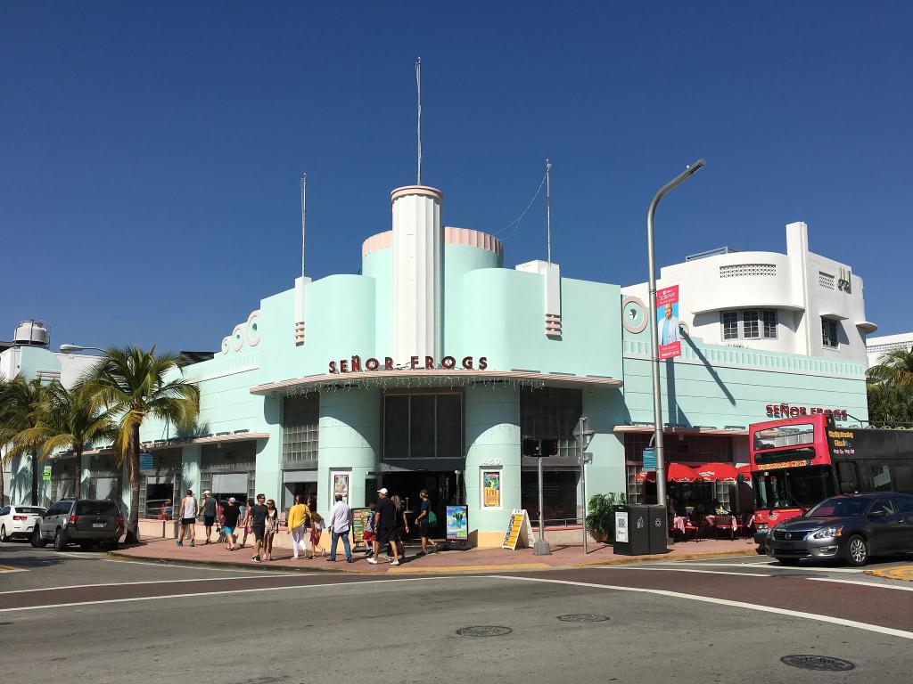 1450 Collins Avenue, Miami