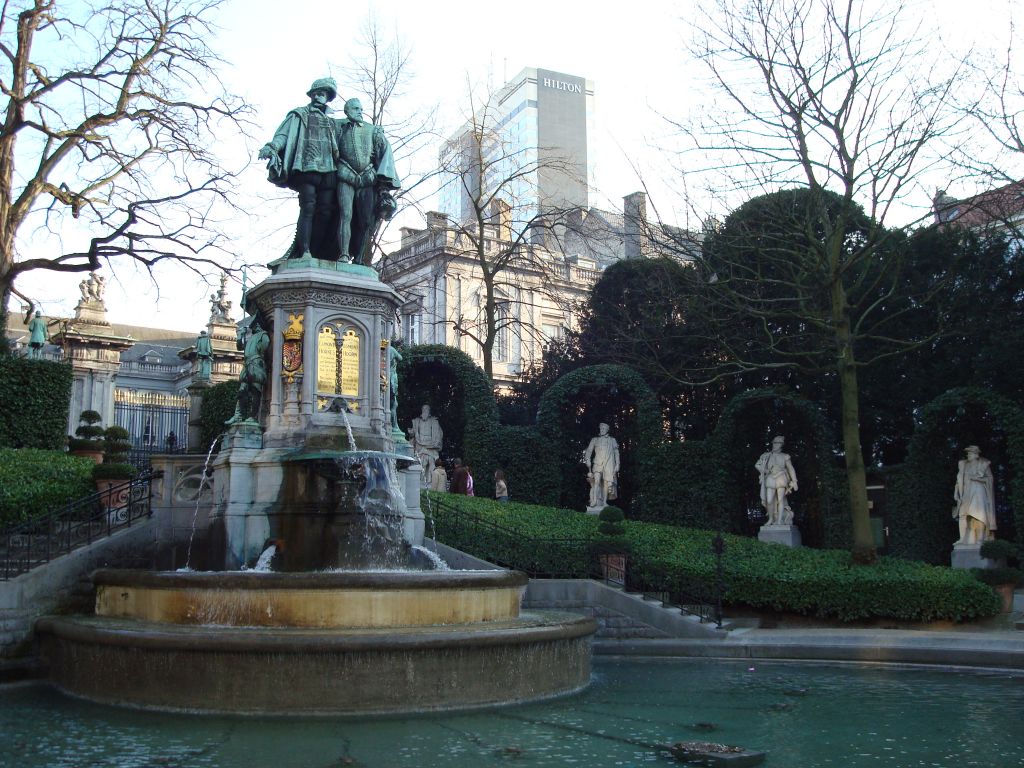  Jardin du Petit Sablon  Brussels