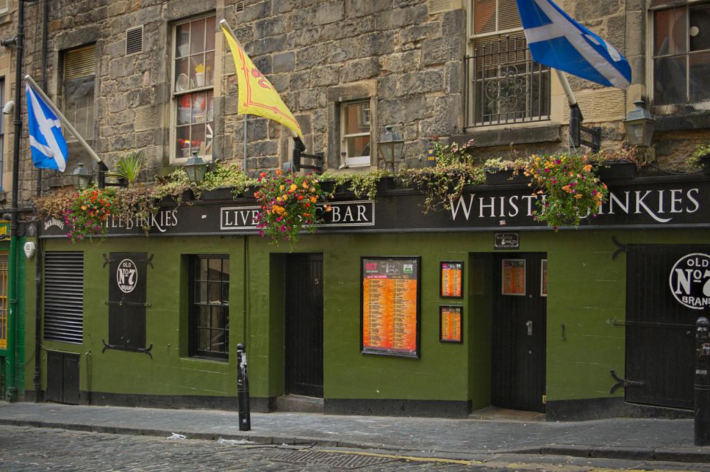 Whistle Binkies, Edinburgh