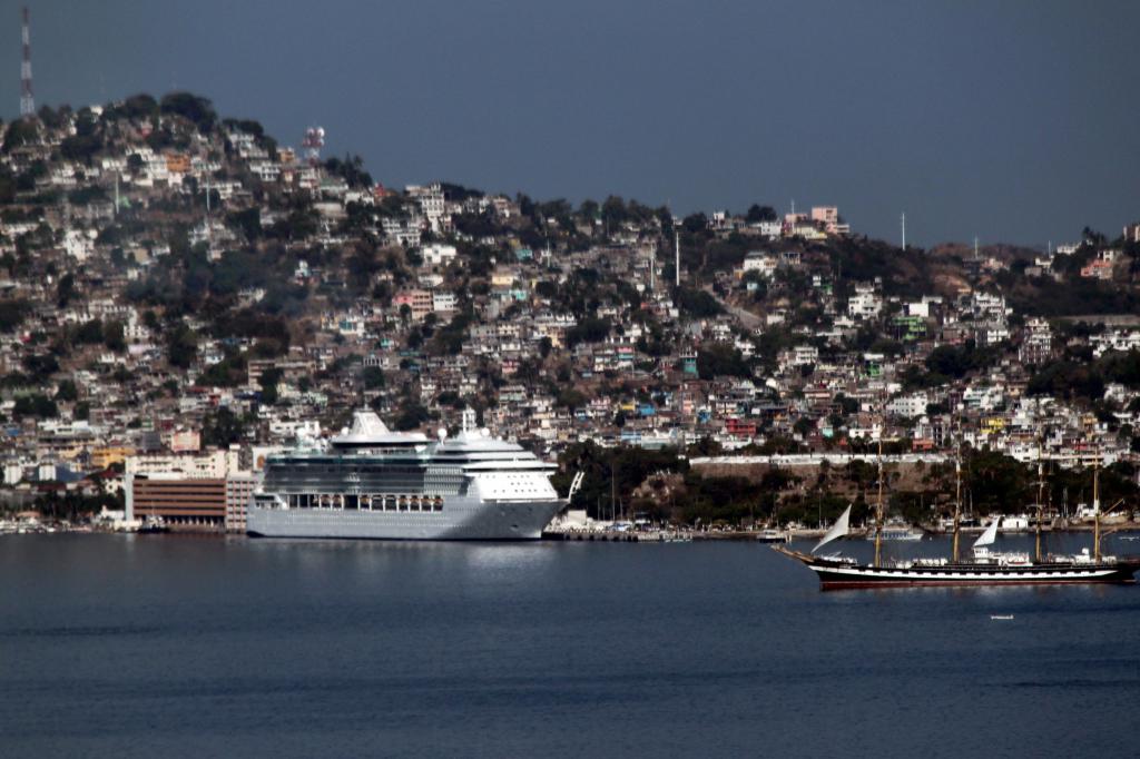 Terminal Maritima (Acapulco Cruise Port), Acapulco