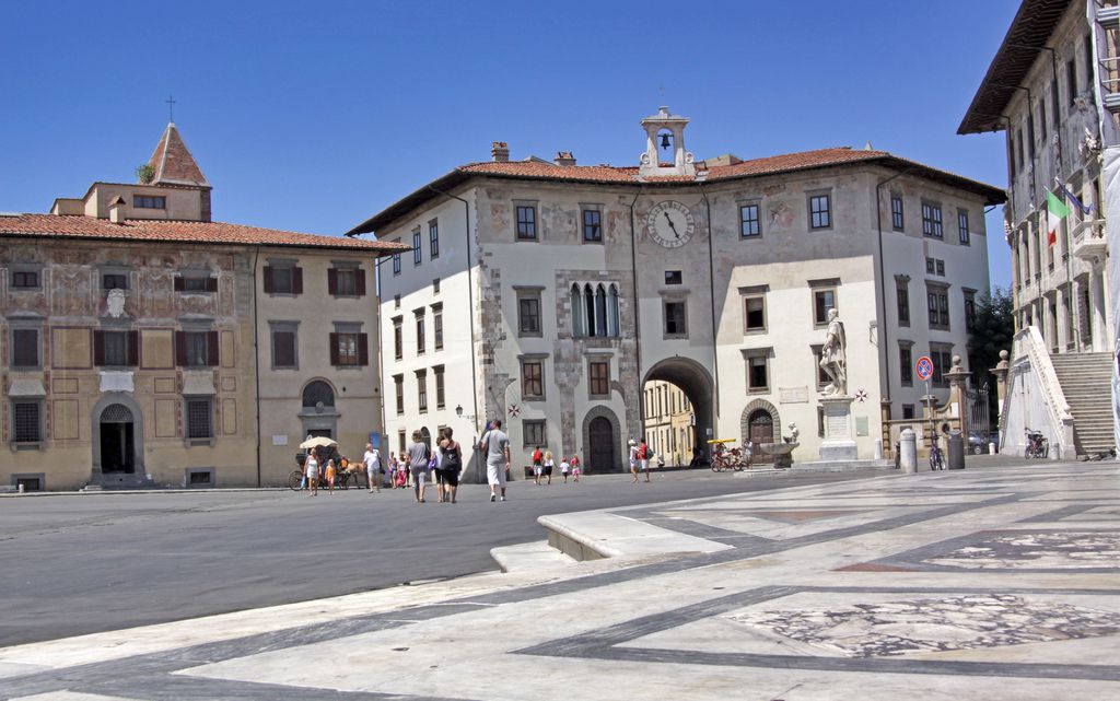 Piazza dei Cavalieri, Pisa