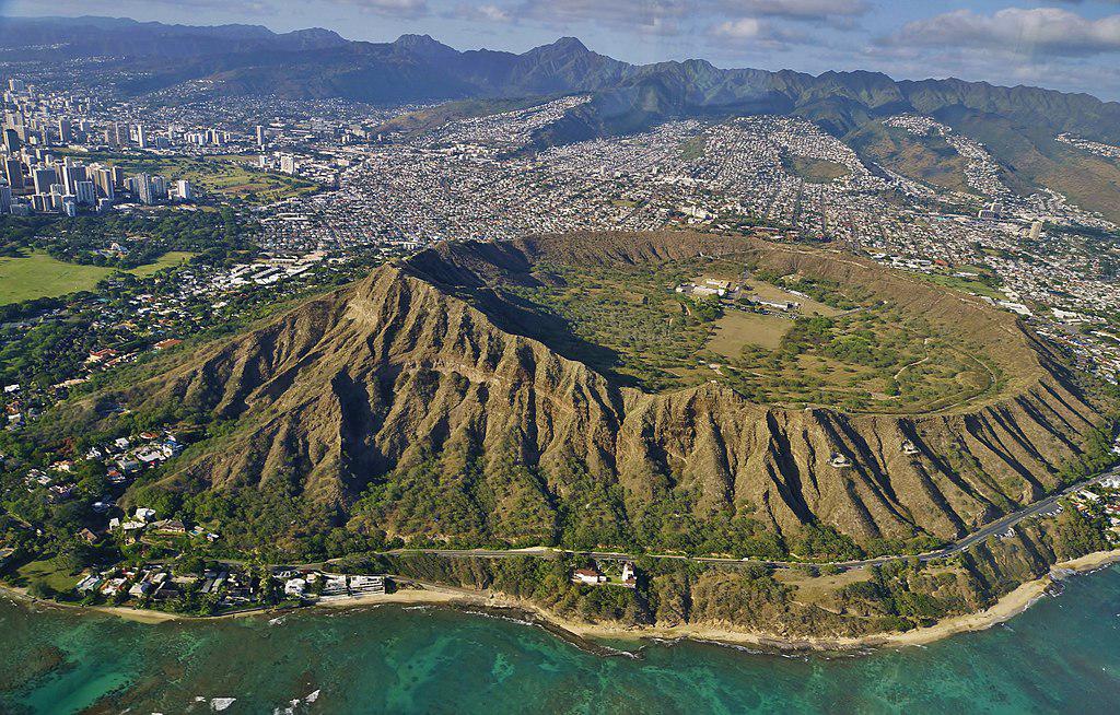 visit volcano in honolulu