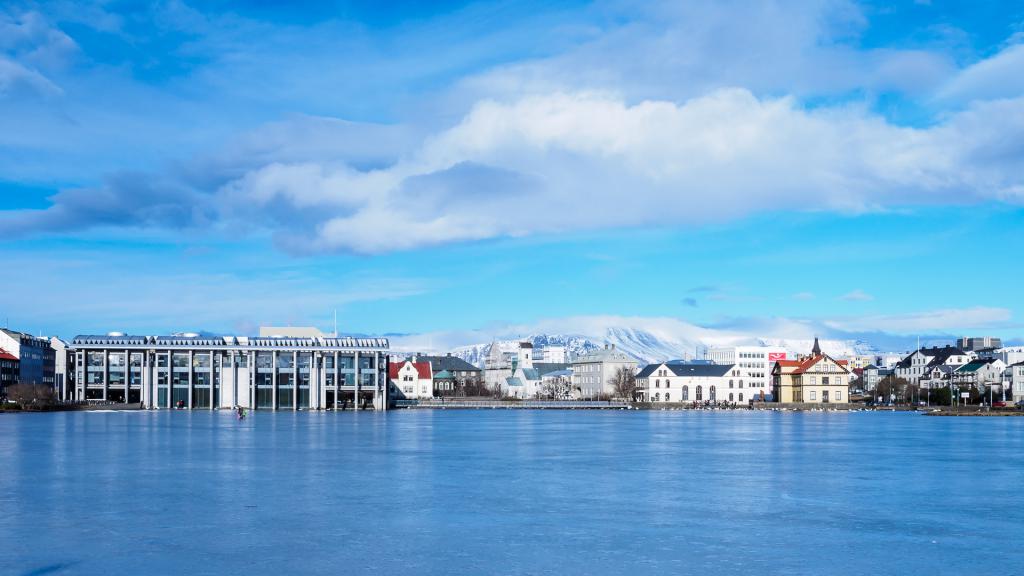 Tjornin Lake, Reykjavik