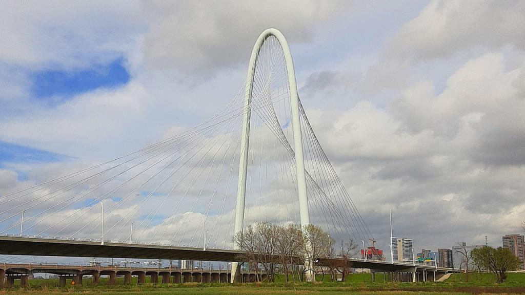 Margaret Hunt Hill Bridge, Dallas