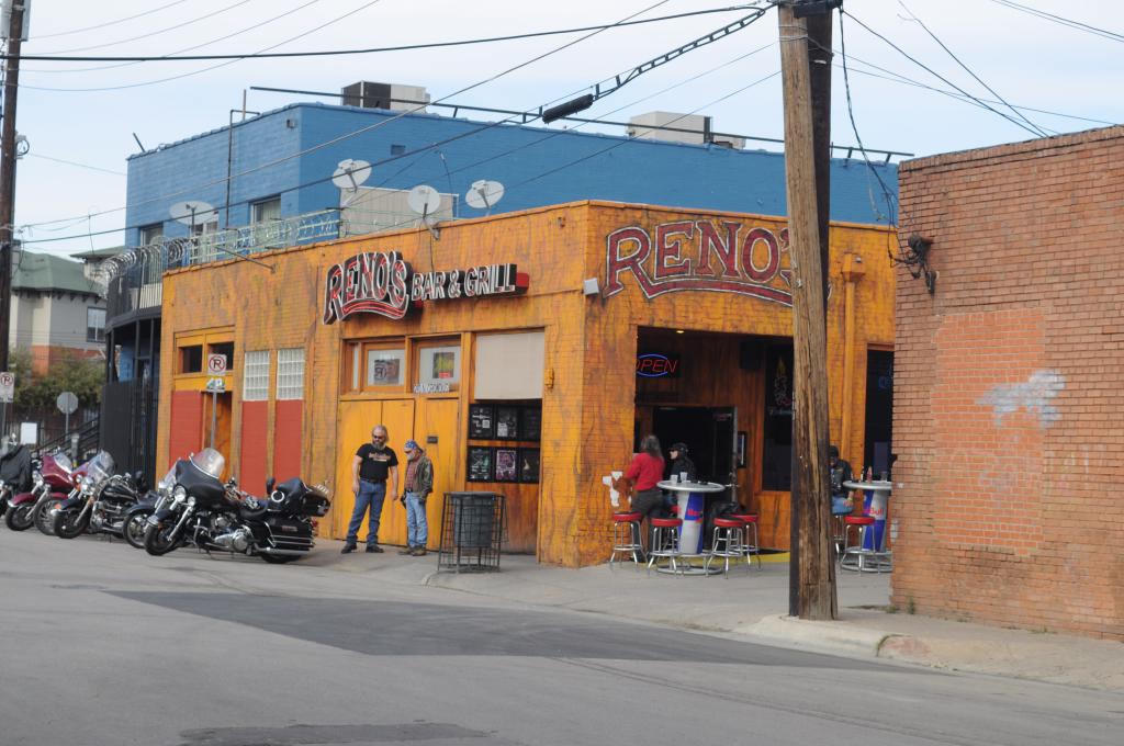Reno's Chop Shop Salloon, Dallas