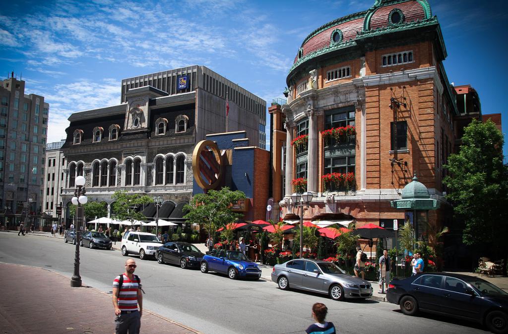 Place d'Youville, Quebec City