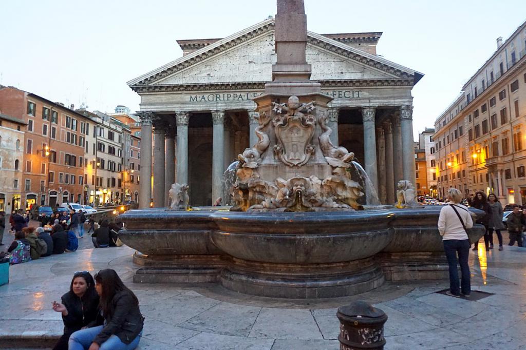 Piazza della Rotonda & Fontana del Pantheon (Rotunda Square & Fountain ...
