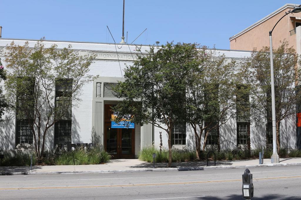 Armory Center for the Arts, Pasadena