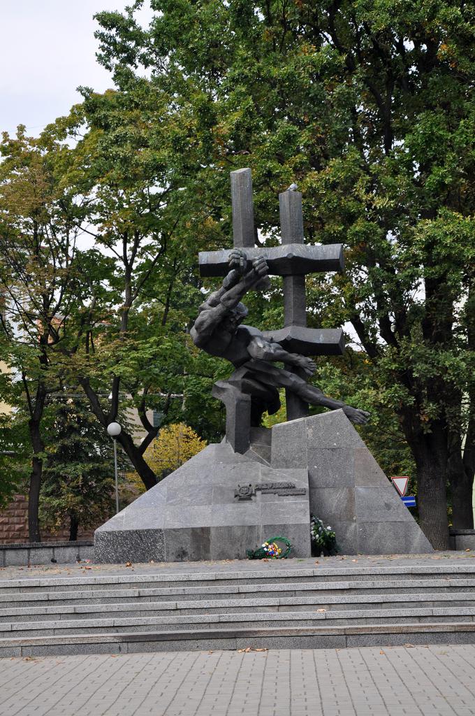 Monument to the Victims of Communist Crimes, Lviv