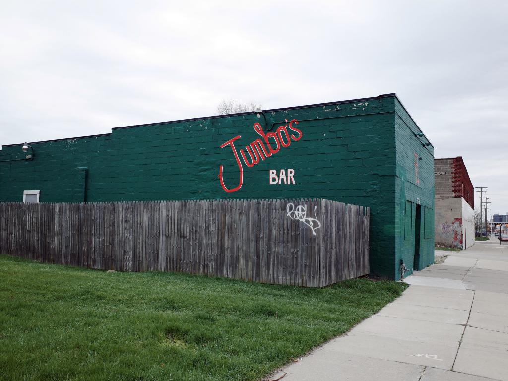 Jumbo's Bar, Detroit