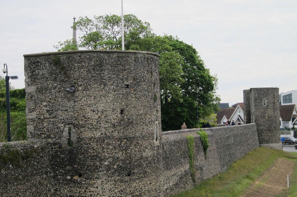 Canterbury City Walls, Canterbury