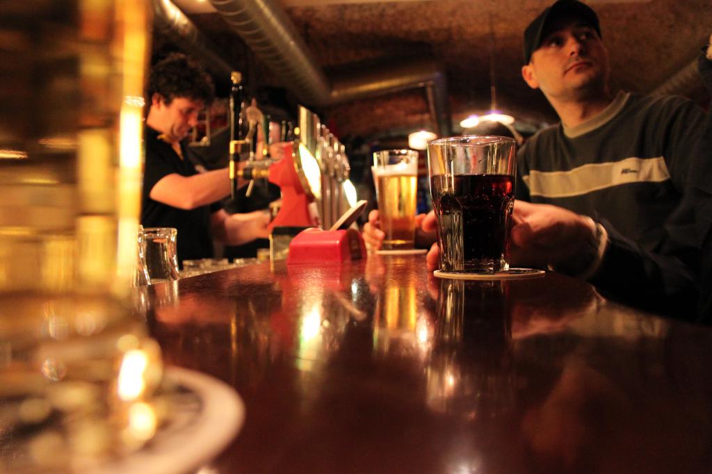 The Long Valley Bar, Cork