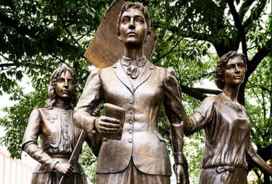 Tennessee Women's Suffrage Memorial, Knoxville