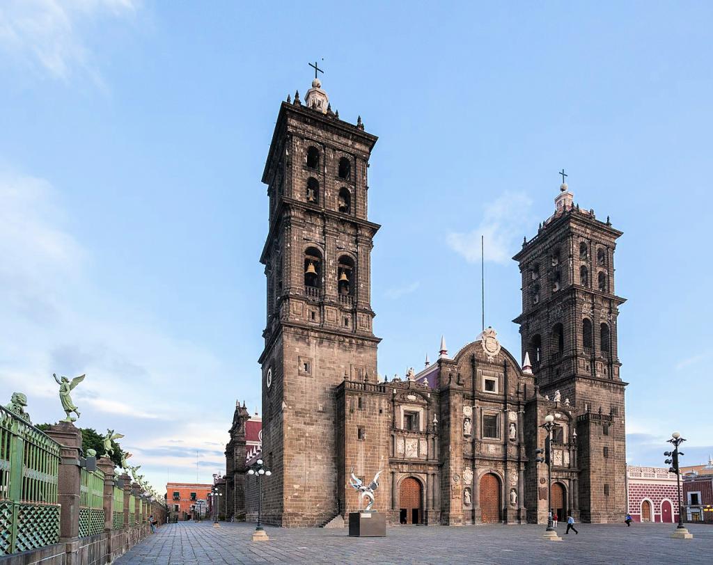Catedral Basilica De Puebla | Todo lo Que Necesitas Saber Sobre la