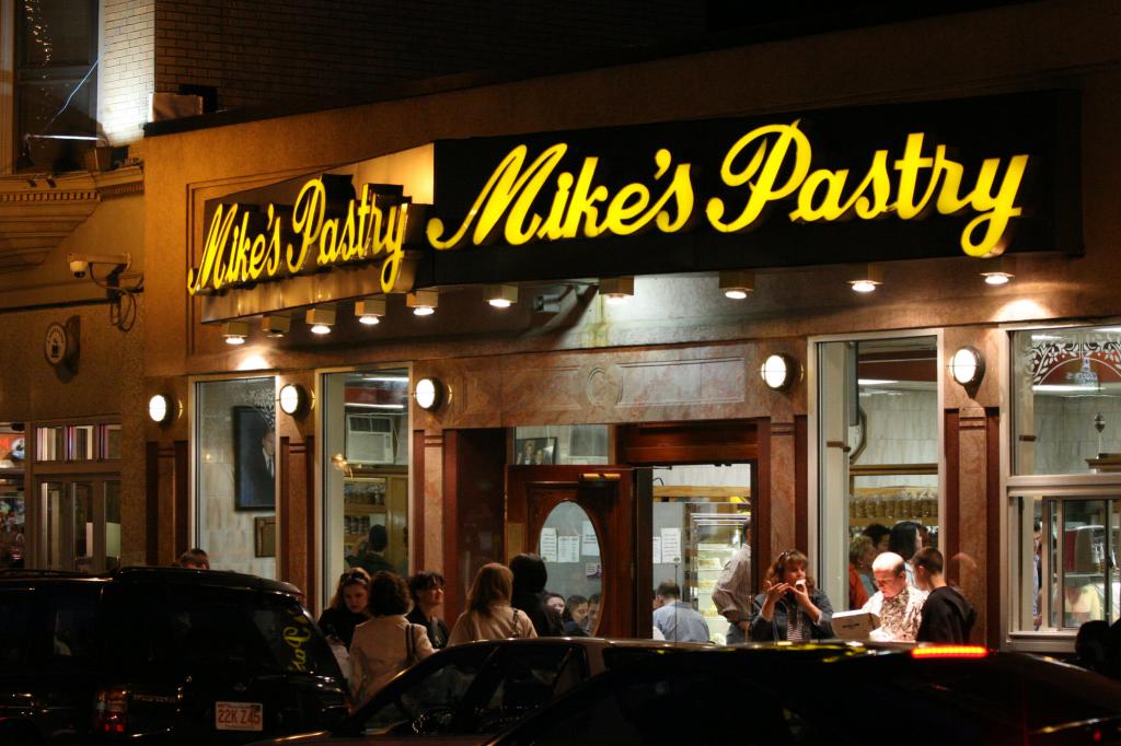 Mike's Pastry, Boston