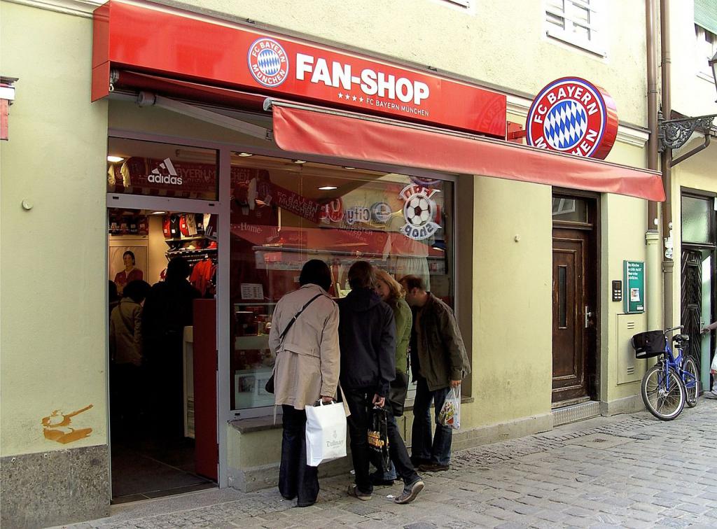 Bayern Fan Shop, Munich