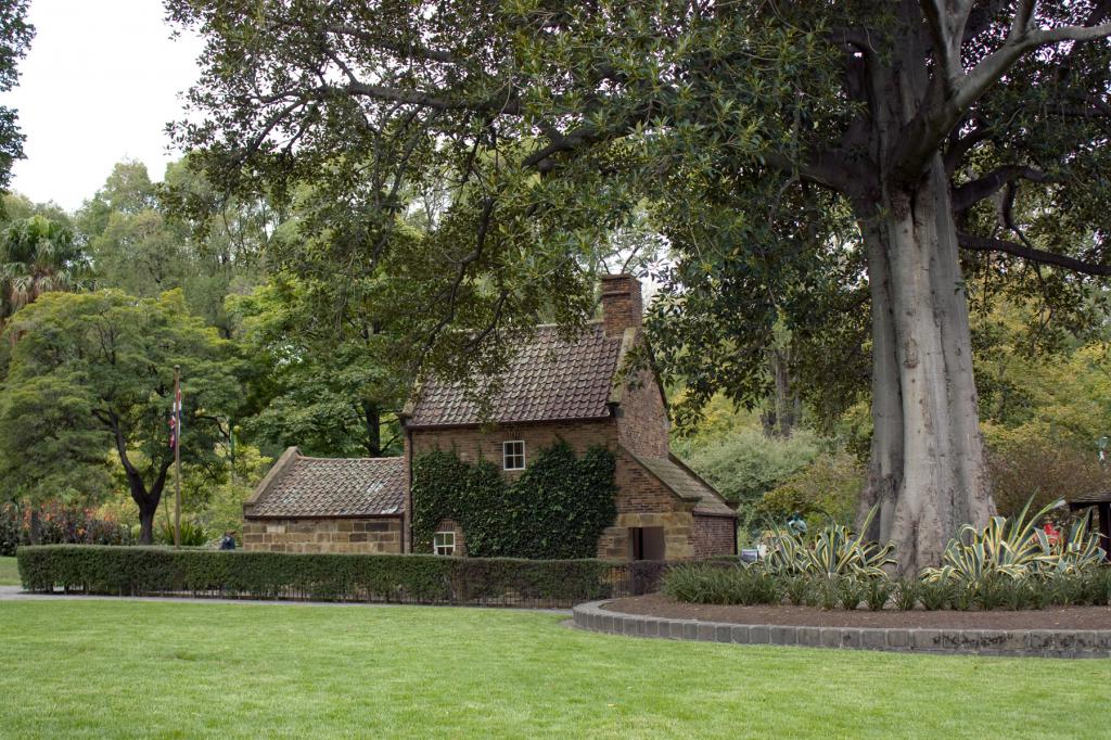 Fitzroy Gardens and Captain Cook's Cottage, Melbourne