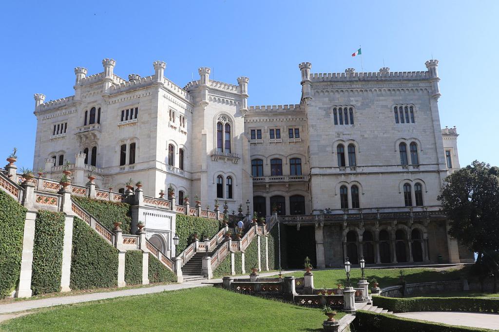 Castello di Miramare e il Parco