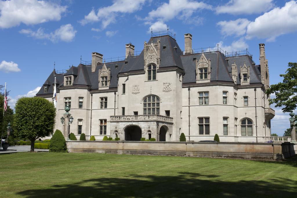 Ochre Court, Newport