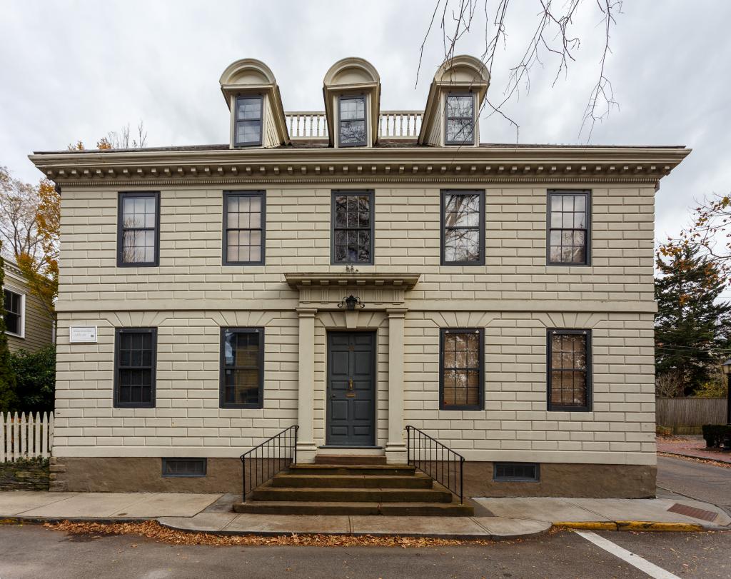 Vernon House, Newport