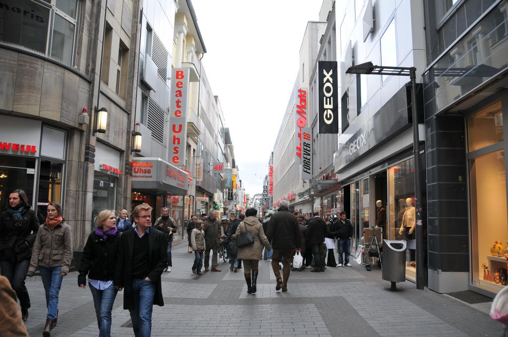 Hohe Strasse (High Street), Cologne