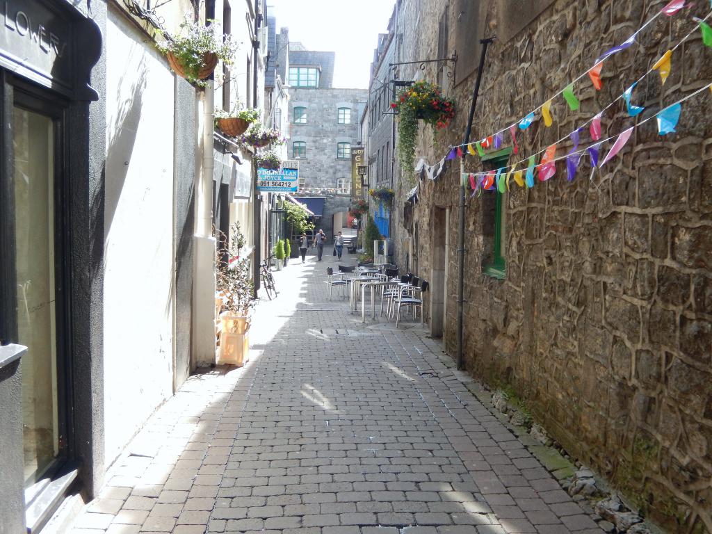 Kirwans Lane, Galway